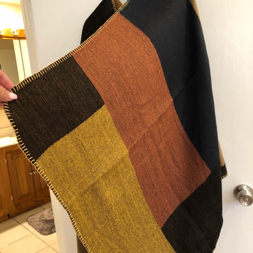 Multi Color Shawl - Picture 3 of 3